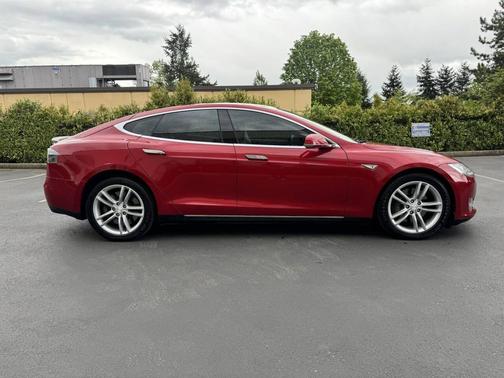 2013 Tesla Model S Performance