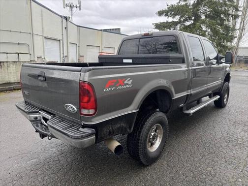 2004 Ford F-350 Lariat