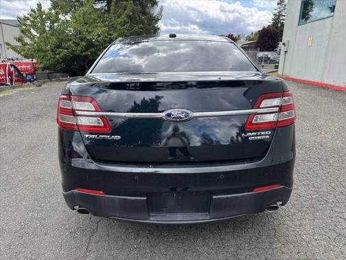 2015 Ford Taurus Limited
