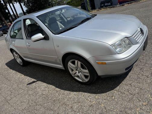2002 Volkswagen Jetta GLX VR6