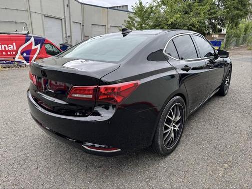 2017 Acura TLX w/Technology Package