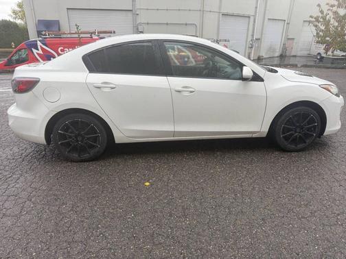 2012 Mazda Mazda3 i Sport
