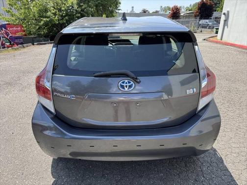2017 Toyota Prius c Two