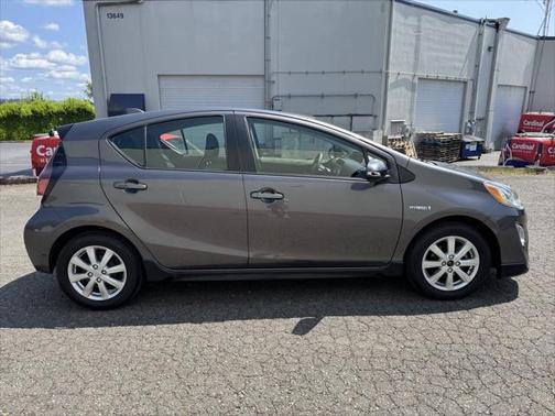 2017 Toyota Prius c Two