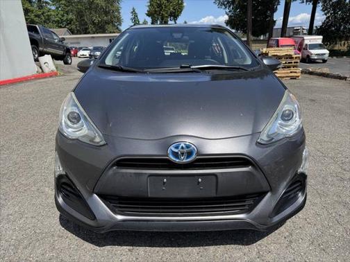 2017 Toyota Prius c Two