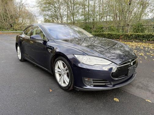 2013 Tesla Model S Base