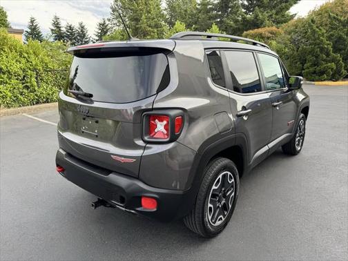 2016 Jeep Renegade Trailhawk