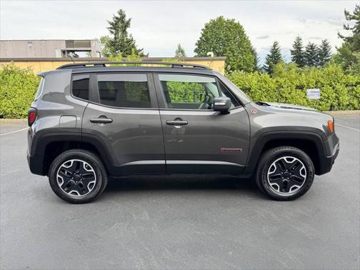 2016 Jeep Renegade Trailhawk