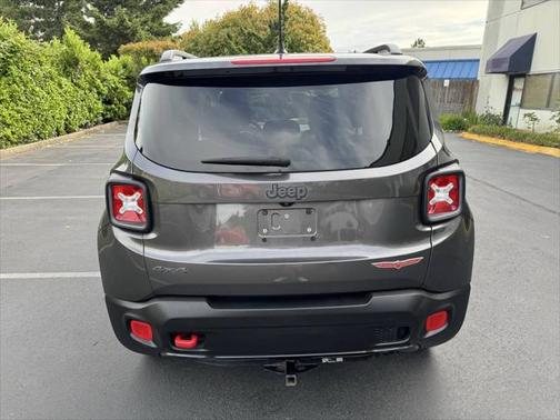 2016 Jeep Renegade Trailhawk