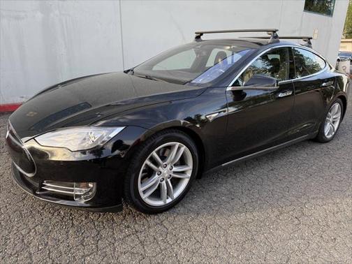2015 Tesla Model S 70D