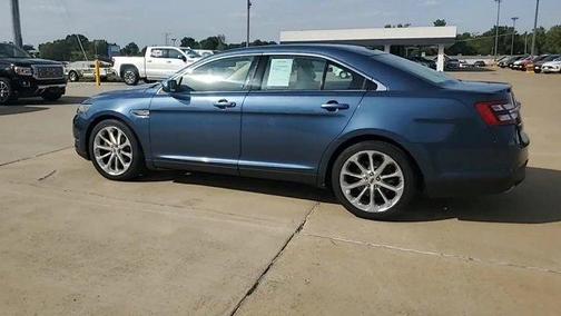 Blue 2018 Ford Taurus Limited