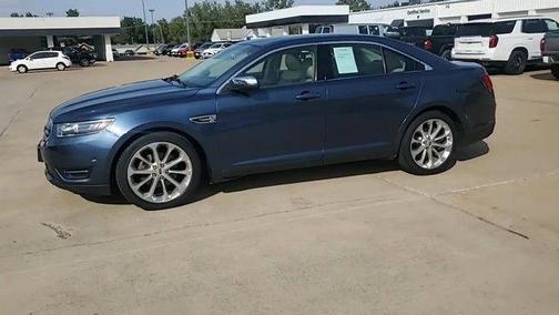Blue 2018 Ford Taurus Limited