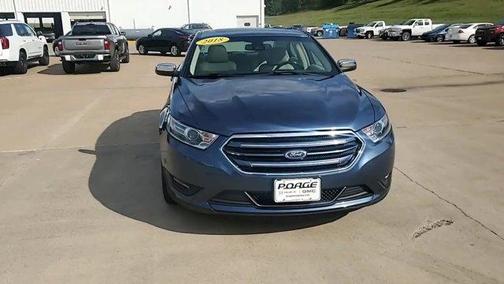 Blue 2018 Ford Taurus Limited