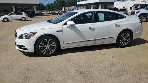 Summit White 2017 Buick LaCrosse Essence