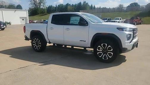 2026 GMC Canyon AT4