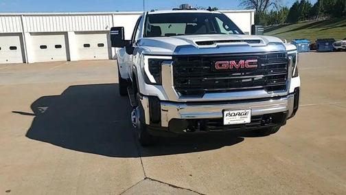 2026 GMC Sierra 3500 Pro