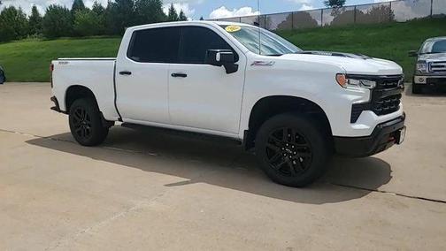 Summit White 2025 Chevrolet Silverado 1500 LT Trail Boss