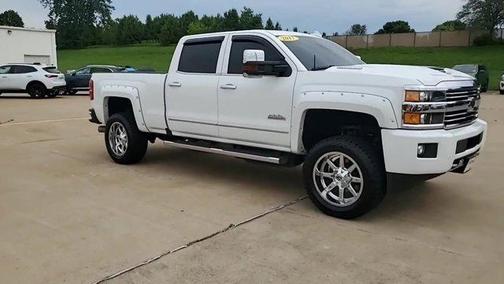 Summit White 2017 Chevrolet Silverado 2500 High Country