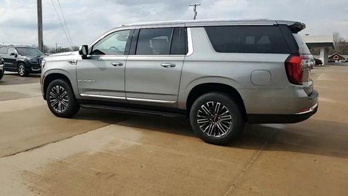 Sterling 2026 GMC Yukon XL Elevation