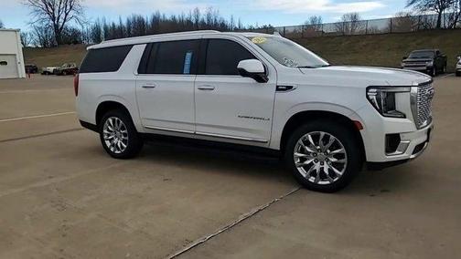 2023 GMC Yukon XL Denali