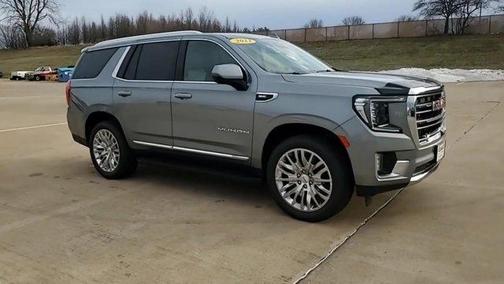 2023 GMC Yukon SLT