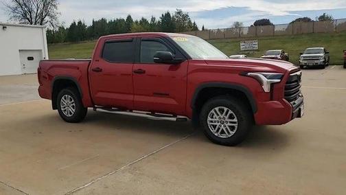 2022 Toyota Tundra SR5