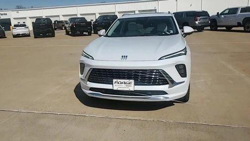 White Tri-Coat 2026 Buick Envision Avenir