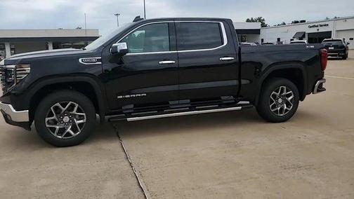 Onyx Black 2026 GMC Sierra 1500 SLT