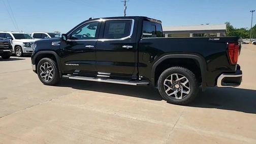 Onyx Black 2026 GMC Sierra 1500 SLT