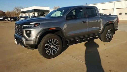 2023 GMC Canyon AT4