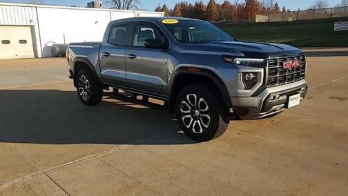 2023 GMC Canyon AT4