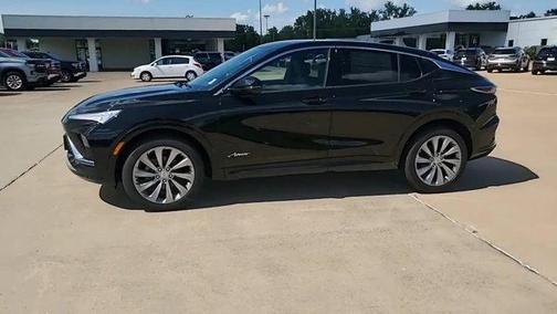 Ebony Twilight Metallic 2026 Buick Envista Avenir