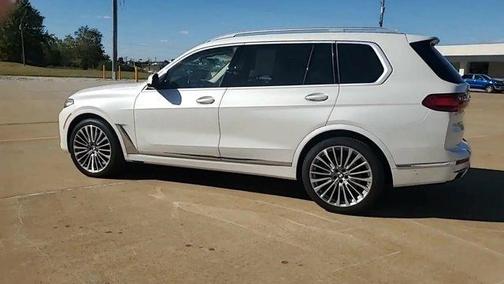 2022 BMW X7 xDrive40i
