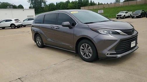 Gray 2021 Toyota Sienna XLE