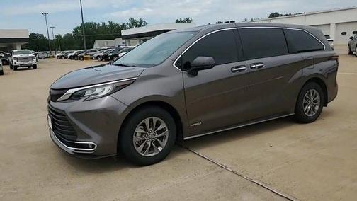 Gray 2021 Toyota Sienna XLE