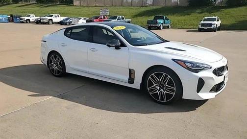 2023 Kia Stinger GT2
