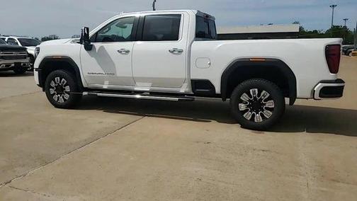 Summit White 2026 GMC Sierra 2500 Denali