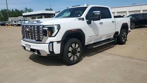 Summit White 2026 GMC Sierra 2500 Denali