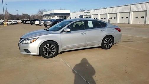 2016 Nissan Altima 2.5 SV