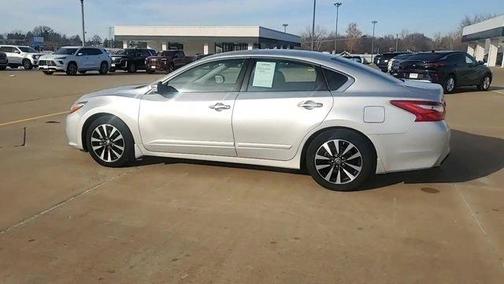 2016 Nissan Altima 2.5 SV