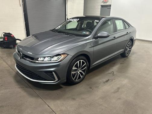 2025 Volkswagen Jetta 1.5T SE