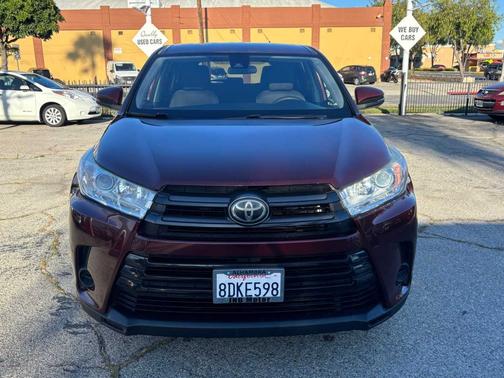 Ooh La La Rouge Mica 2018 Toyota Highlander LE V6 FWD (Natl)