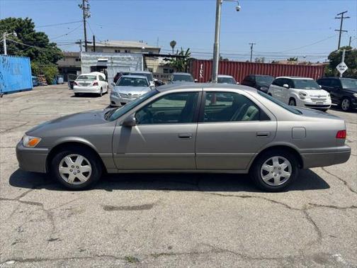 2001 Toyota Camry LE