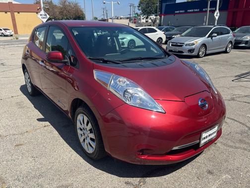 Cayenne Red 2015 Nissan Leaf 4dr HB S