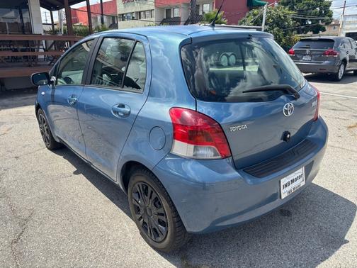 Blazing Blue Pearl 2010 Toyota Yaris 5dr LB Man (Natl)