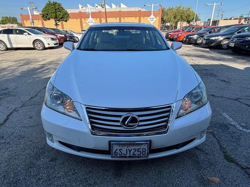 Starfire Pearl 2011 Lexus ES 350 4dr Sdn