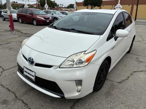 2013 Toyota Prius 5dr HB Three (Natl)