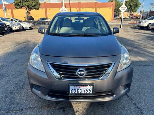 2012 Nissan Versa 1.8 S