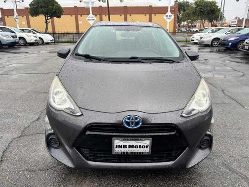 2015 Toyota Prius c Two