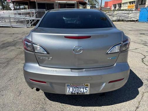 2013 Mazda Mazda3 i Sport